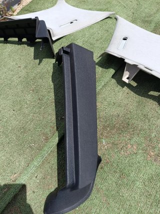 Pilares C + plásticos laterais mala vw golf mk4 IV