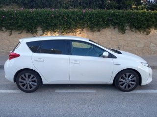 Toyota Auris 2015
