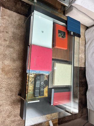 Mesa de centro moderna cristal y madera