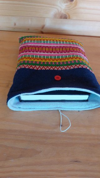 Funda libro lana 100% tejida a mano