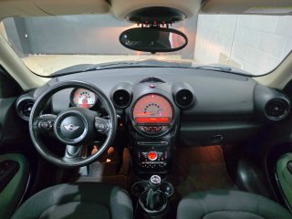 MINI Countryman D