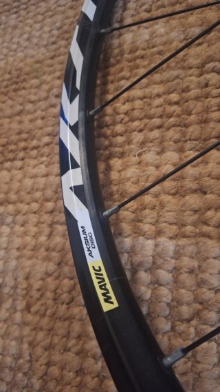 Ruedas Mavic Aksium Disc