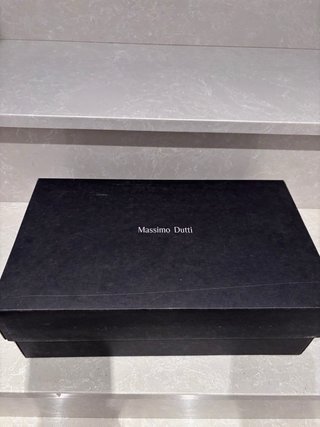 Sandalias Massimo Dutti doradas Talla 41