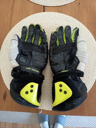 Guantes Moto Alpinestars Negro blanco y fluor verd