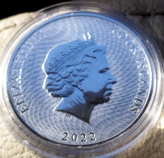 Muy escaso Bounty a color finísima plata 2022