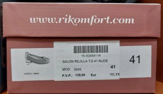 Zapatos poco tacón rosa nude