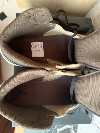 Nike Jordan 1 Mid Beige Marrón