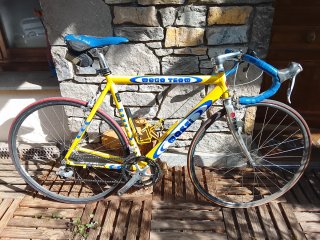 Bicicleta de carretera MASSI MEGA TEAM