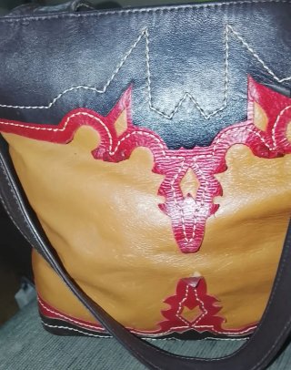 Bolso de piel artesanal - Estilo Country / Boho