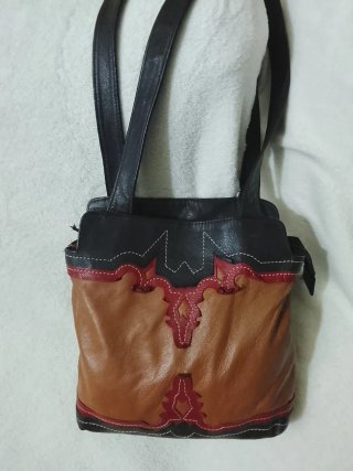 Bolso de piel artesanal - Estilo Country / Boho
