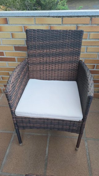 Conjunto Terraza Ratán Marrón y Blanco