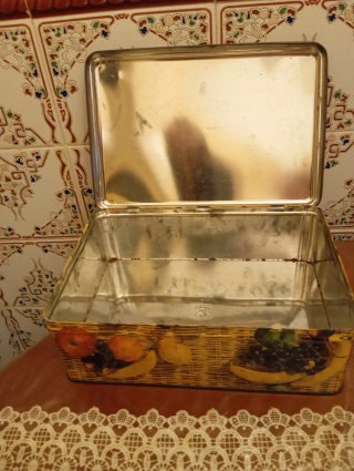 Antigua caja chapa frutas Francia