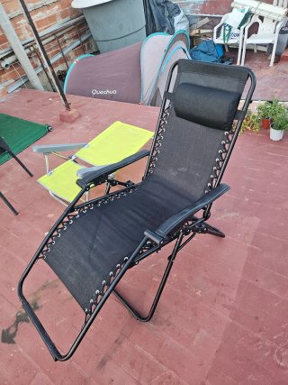 Silla reclinable de playa negra