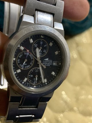 Reloj Lotus Hombre Negro y Plateado