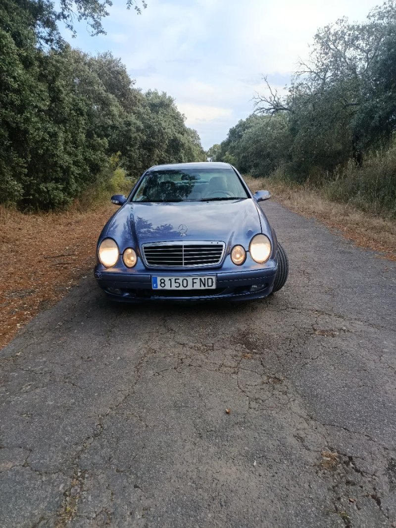 Mercedes-Benz  CLK 320 w208 - foto 1