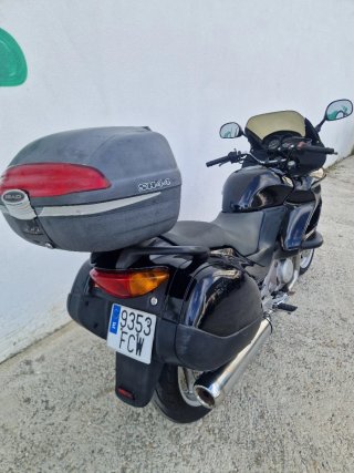 Moto Honda Deauville 650