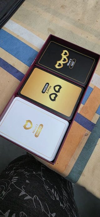 Juego de cartas Intimos Hot