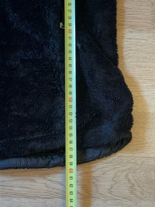 Black The North Face woman fleece jacket