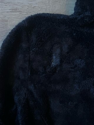 Black The North Face woman fleece jacket