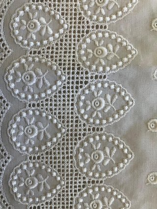 Tira bordada 3m x 24cm encaje blanco