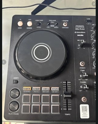 Controlador DJ Pioneer DDJ-FLX4