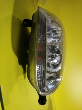 Faro derecho VW Golf V