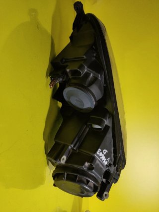 Faro derecho VW Golf V