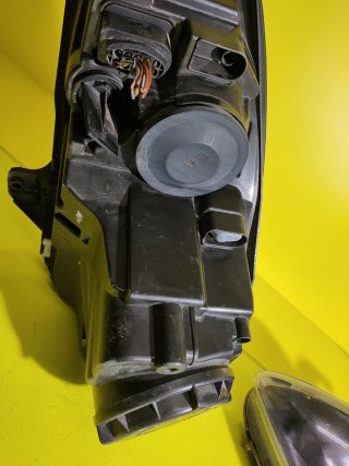 Faro derecho VW Golf V