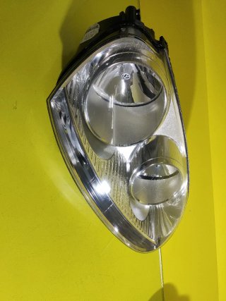 Faro derecho VW Golf V