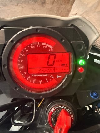 Kawasaki Z750 Blanca
