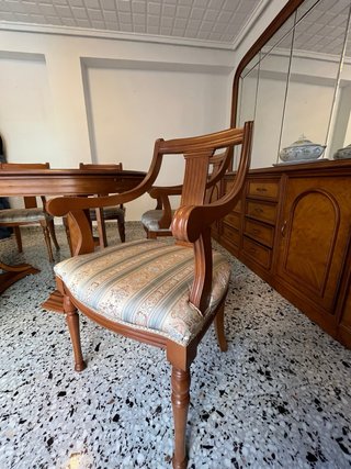 Conjunto de Mesa ovalada extensible y 6 sillas