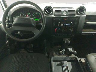 Land-Rover Defender SE Station Wagon
