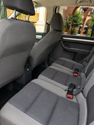 Volkswagen Touran 2012