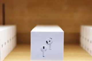 AirPods 4 con Cancelación Ruido