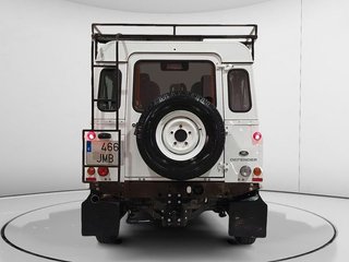 Land-Rover Defender SE Station Wagon