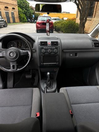 Volkswagen Touran 2012
