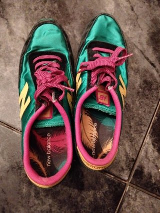 Zapatillas New Balance Verde y Rosa