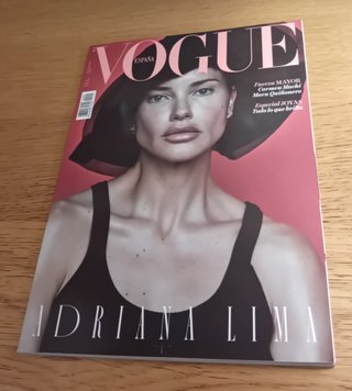 ADRIANA LIMA VOGUE ESPAÑA REVISTA 2024 PORTADA #2