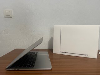 MacBook Air M3 13,6 Plata 2024