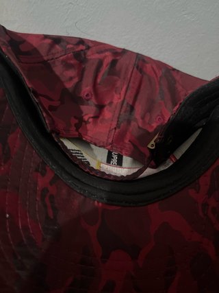 Gorra Supreme Roja Camuflaje Adidas