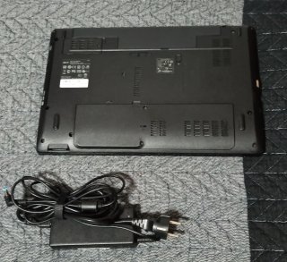 Portátil Acer Aspire 5551G