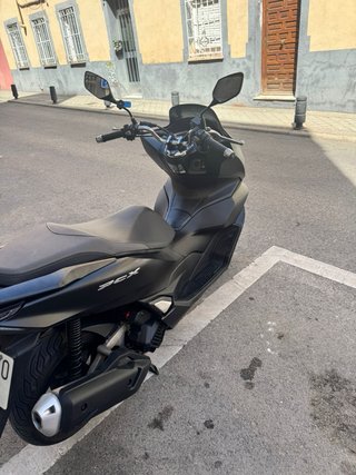 Honda PCX 125cc Negra