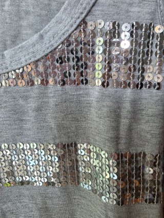 Blusa ZETA MODA Talla M con lentejuelas