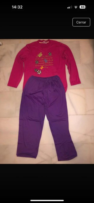 Pijamas de 2 pieza, talla, L.XL. y zapato n.39