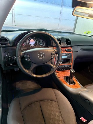 Mercedes-Benz CLK 240 2.6 V6