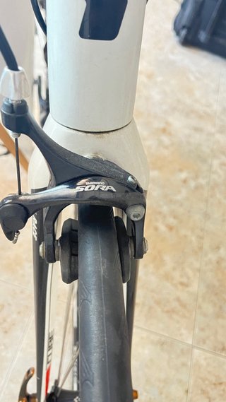 CUBE attain PRO, Carretera.