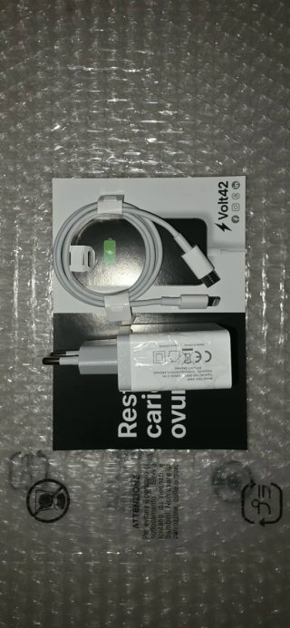 Caricatore Volt42 + Cavo USB-C Lightning