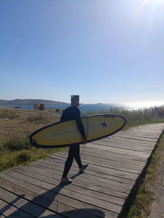 Tabla de surf ESSUS con extras