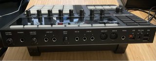Maschine Plus - Caja de ritmos/sampler