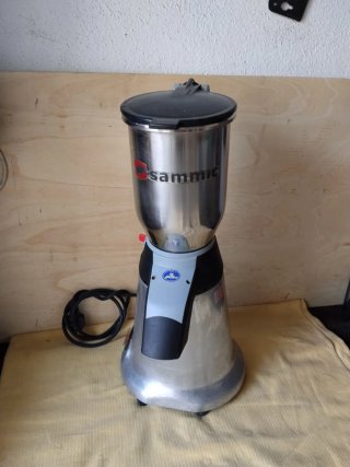 Triturador de hielo Sammic